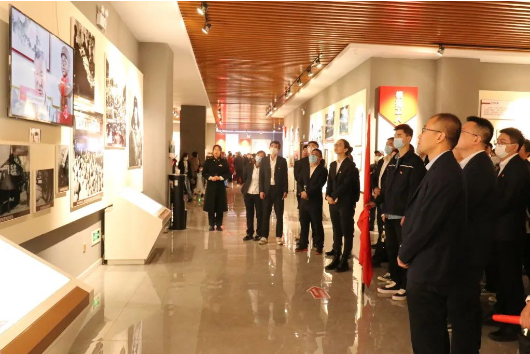 心有榜样 行有力量｜开云中国团委开展 “追寻榜样足迹 传承雷锋精神”主题参观活动